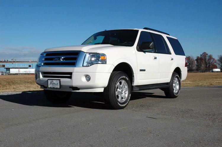 2.5 Inch Lift Kit Ford Expedition 2WD/4WD (2003-2013) Rough Country