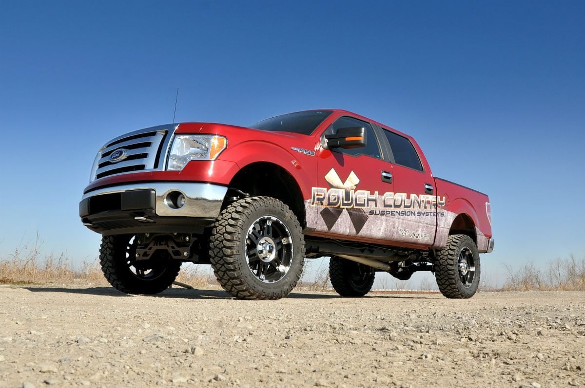 6 Inch Lift Kit N3 Struts Ford F-150 4WD (2009-2010) Rough Country