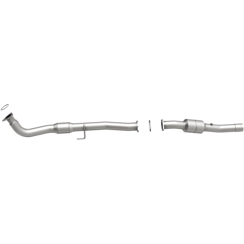 MagnaFlow Direct Fit Catalytic Converter 05 Silverado 2500HD 6.0L