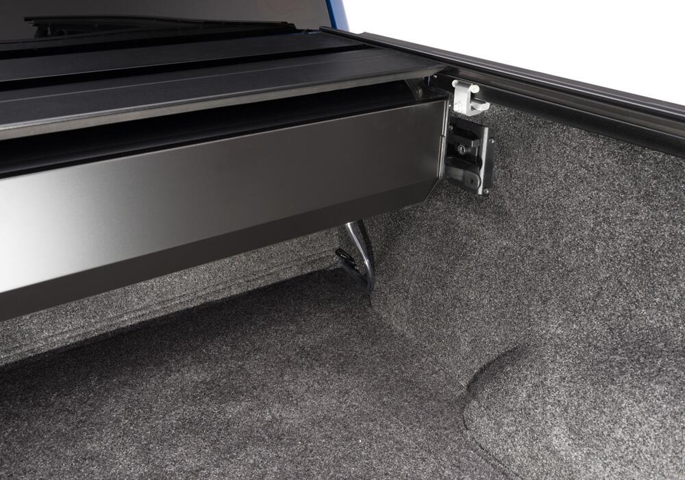 RetraxOne MX Retractable Tonneau Cover Matte One Piece Polycarbonate Finish 1997-2008 Ford F-150 6' 6 inch Bed without Stake Pockets