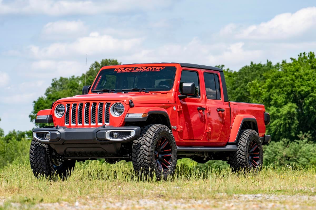 2.5 Inch Leveling Kit Spacers N3 Jeep Gladiator JT 4WD (2020-2023) Rough Country