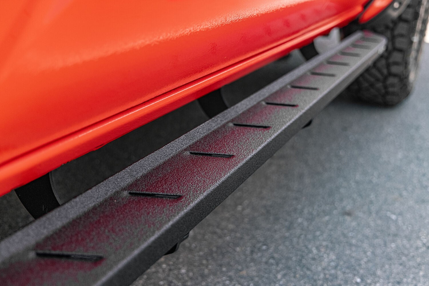 RB10 Slim Line Running Boards W/Brackets Bedliner coating 2024-2026 Toyota Tacoma Go Rhino