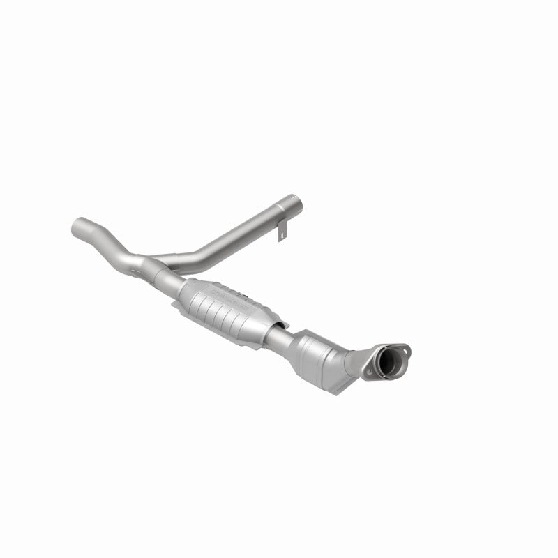 MagnaFlow Direct Fit Catalytic Converter 00-01 Ford F-150 4.6L 2wd