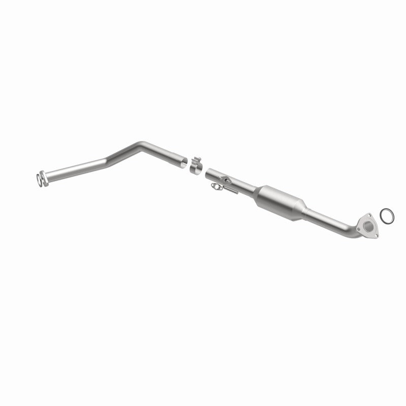 MagnaFlow Direct Fit Catalytic Converter OEM 2001-2004 Toyota Sequoia Underbody