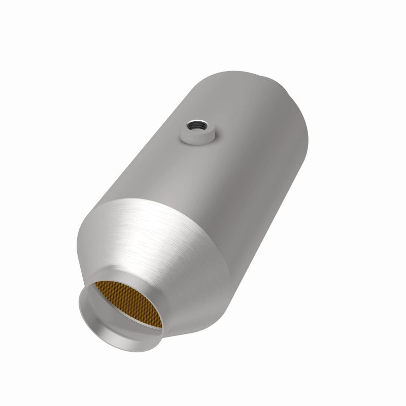 MagnaFlow MagnaFlow 2.5 in. OEM Grade Federal / EPA Compliant Universal Catalytic Converter