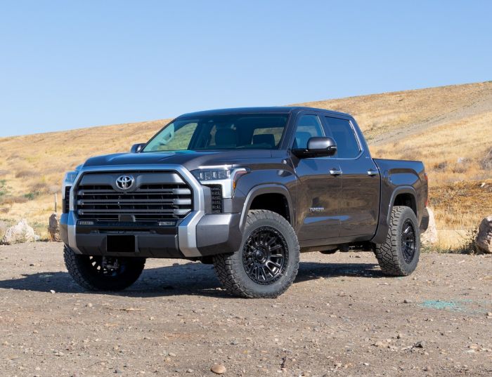 2 Inch SST Lift Kit With Diff Drops 2022-2025 Toyota Tundra Rear Air ReadyLIFT