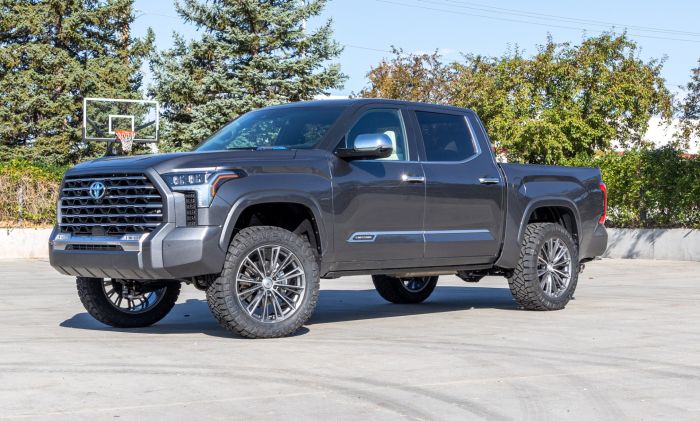 3 Inch SST Lift Kit 2022-2025 Toyota Tundra Rear Air 2WD/4WD ReadyLIFT