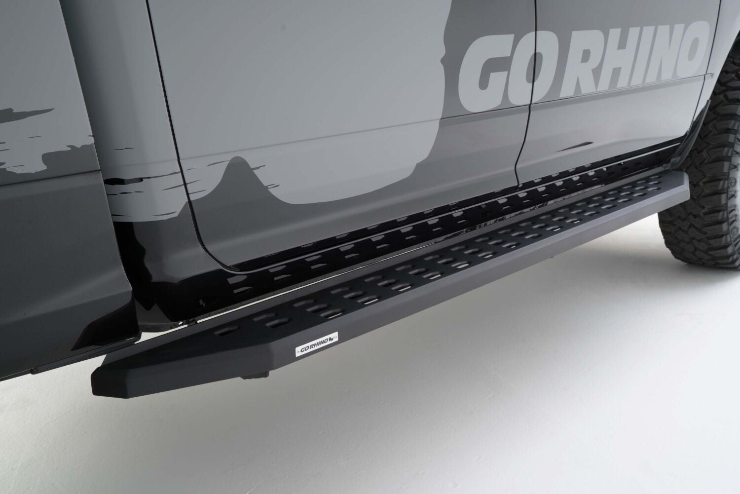 RB20 Running Boards With Mounting Brackets Textured Black 2015-2018 Ram 1500 Go Rhino