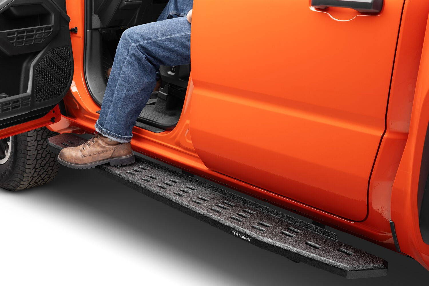 RB30 Running Boards W/Mounting Bracket Kit Black 2024-2026 Toyota Tacoma Extended Cab Go Rhino
