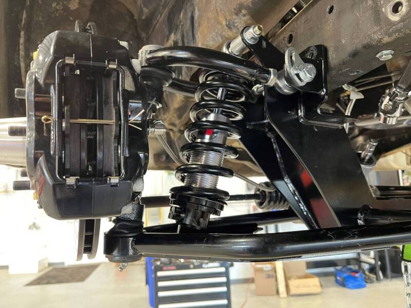 QA1 61-71 Dodge D100 Front Suspension Kit - Single Adj - 600lb/in 5-6in Drop