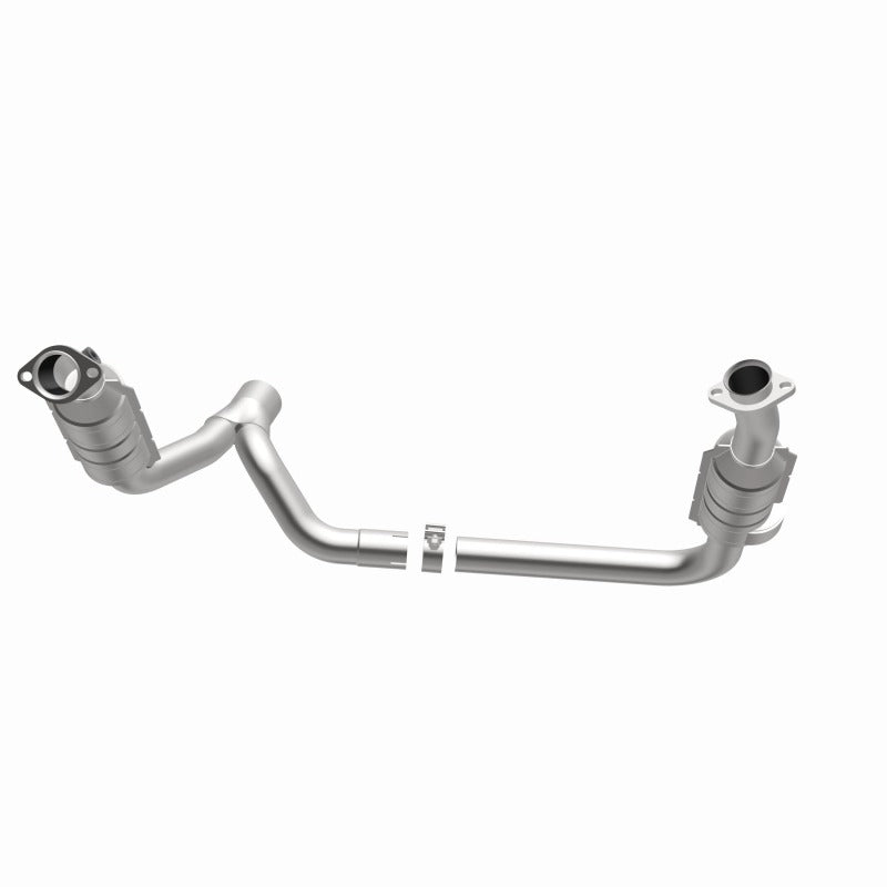 MagnaFlow Direct Fit Catalytic Converter 2006 Dodge RAM 1500 Pickup 5.7L Solid Front Axle