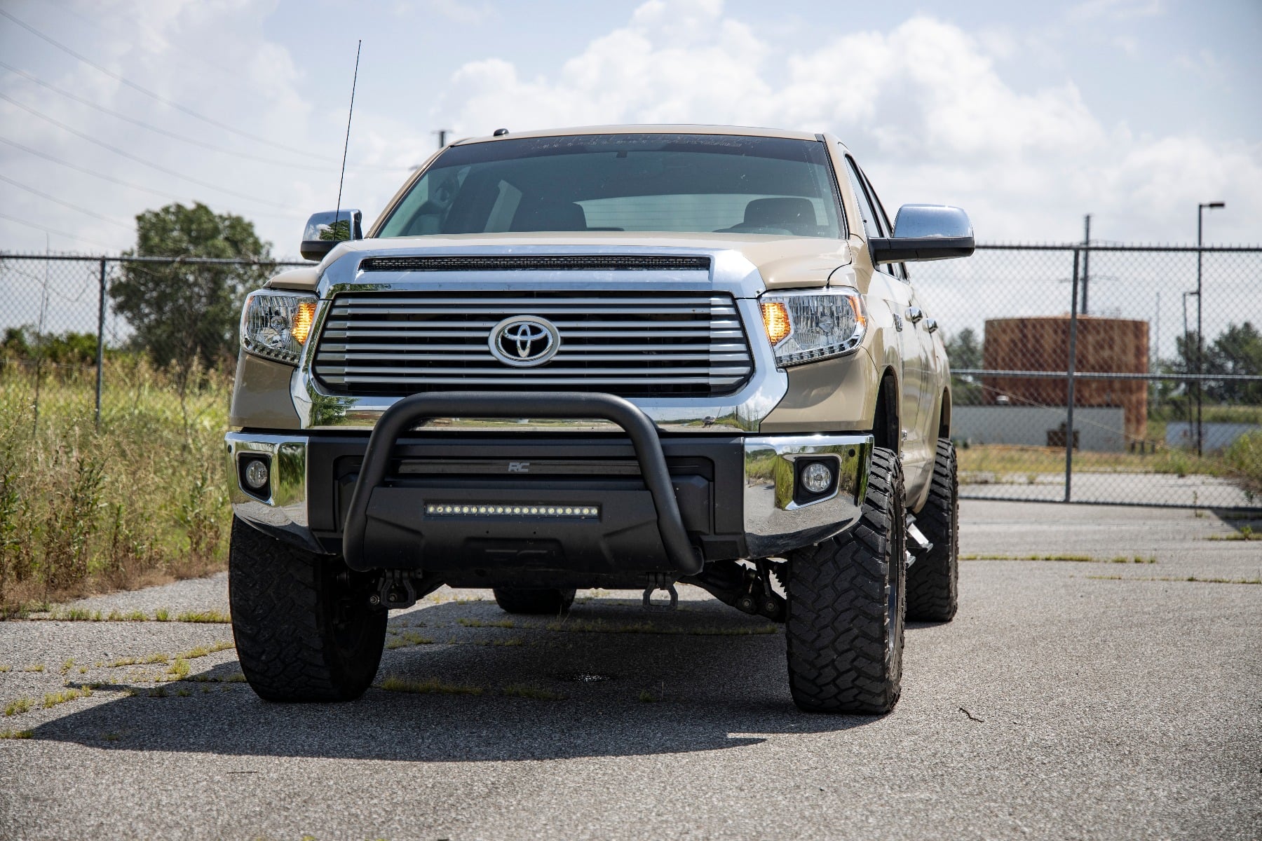 LED Light Kit Hood Bulge 40 Inch White/Amber Strip Toyota Tundra (14-21) Rough Country