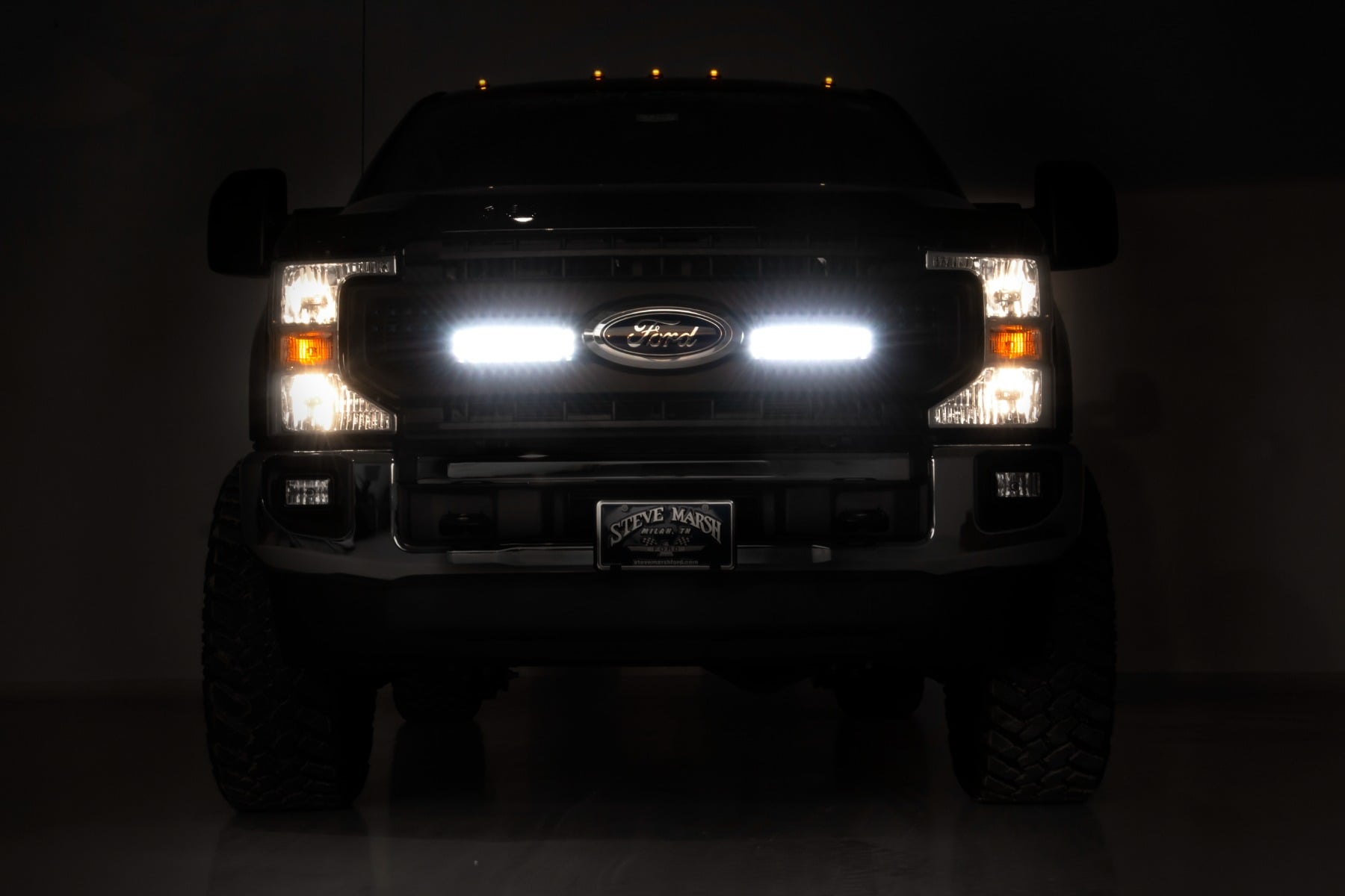 LED Light Kit Grille Mount 10 Inch Black Slimline Ford F-250 Super Duty (20-22) Rough Country