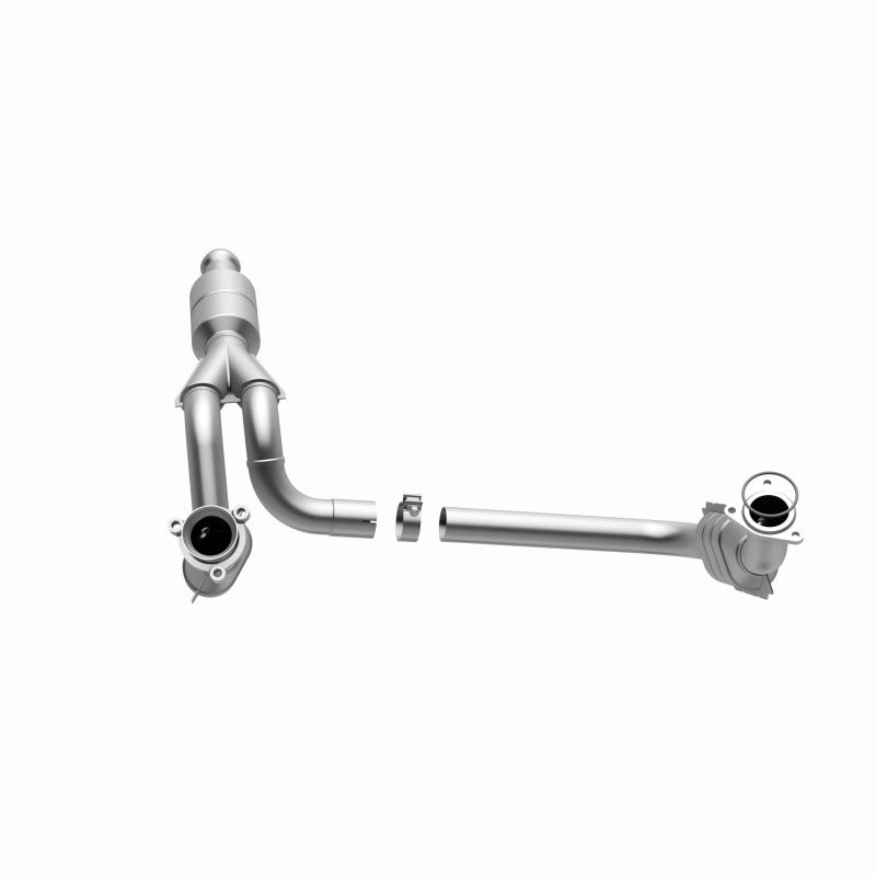 MagnaFlow Direct Fit Catalytic Converter 10-13 GMC Sierra 1500 V6 4.3L