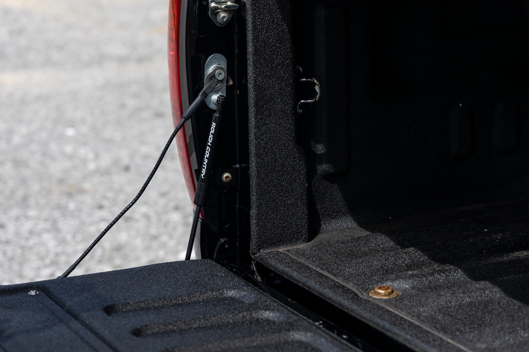 Tailgate Assist Toyota Tundra 2WD/4WD (2007-2021) Rough Country