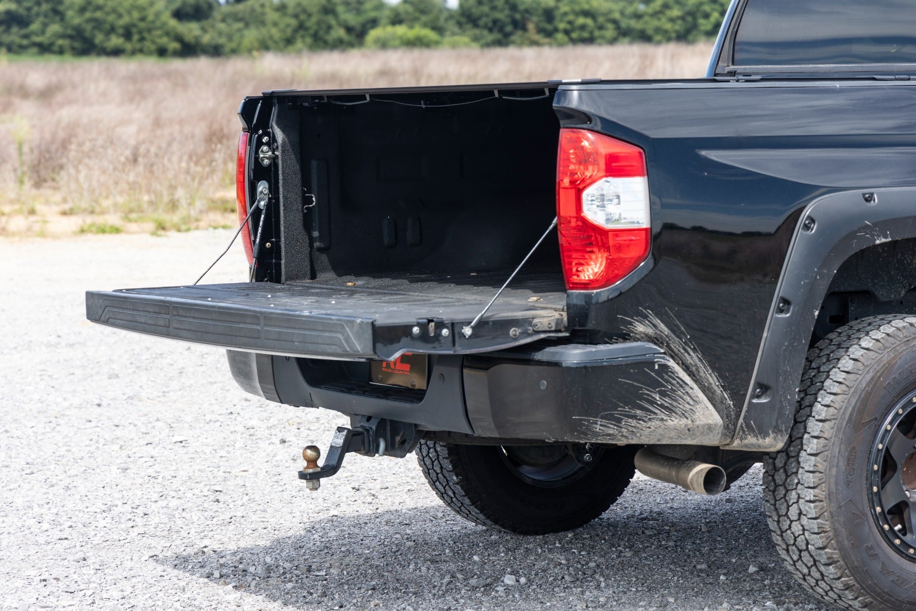 Tailgate Assist Toyota Tundra 2WD/4WD (2007-2021) Rough Country