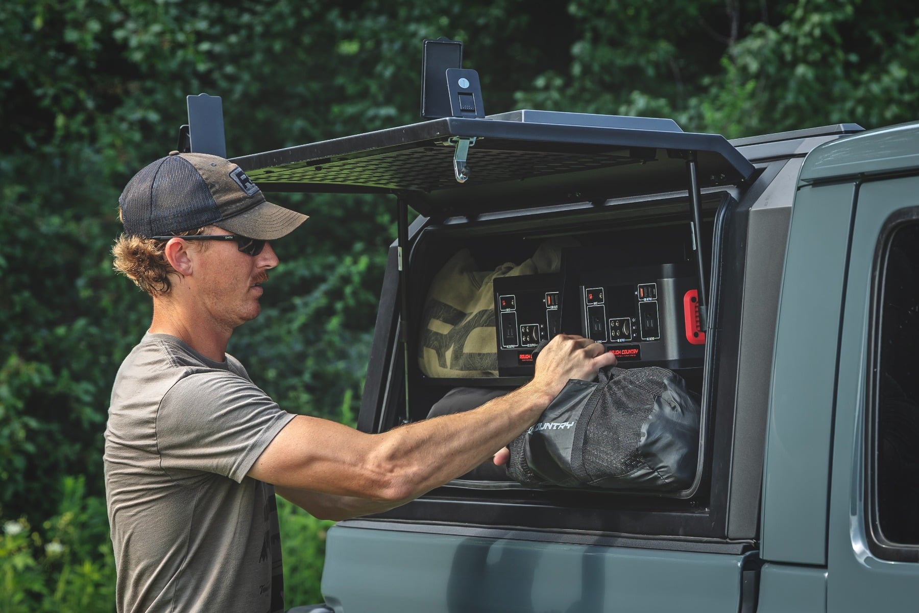 Bed Cap Side Shelf Storage Bin Passengers Side Jeep Gladiator JT (20-25) Rough Country