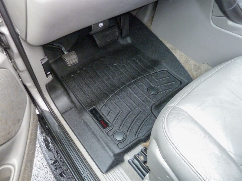 WeatherTech 99-00 Chevrolet Silverado Crew Cab Front FloorLiner - Black
