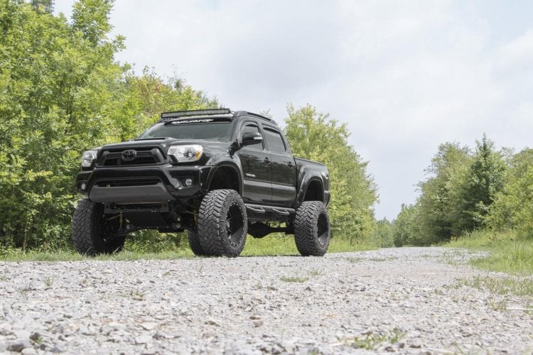 6 Inch Lift Kit N3 Struts Toyota Tacoma 2WD/4WD (2005-2015) Rough Country