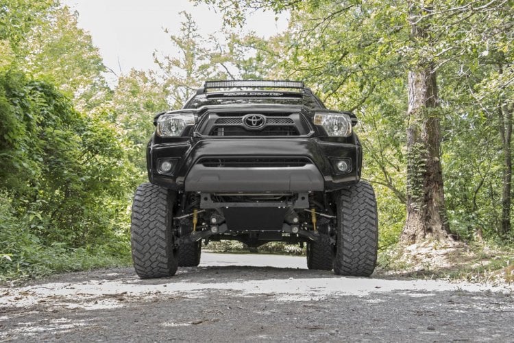 6 Inch Lift Kit N3 Struts Toyota Tacoma 2WD/4WD (2005-2015) Rough Country