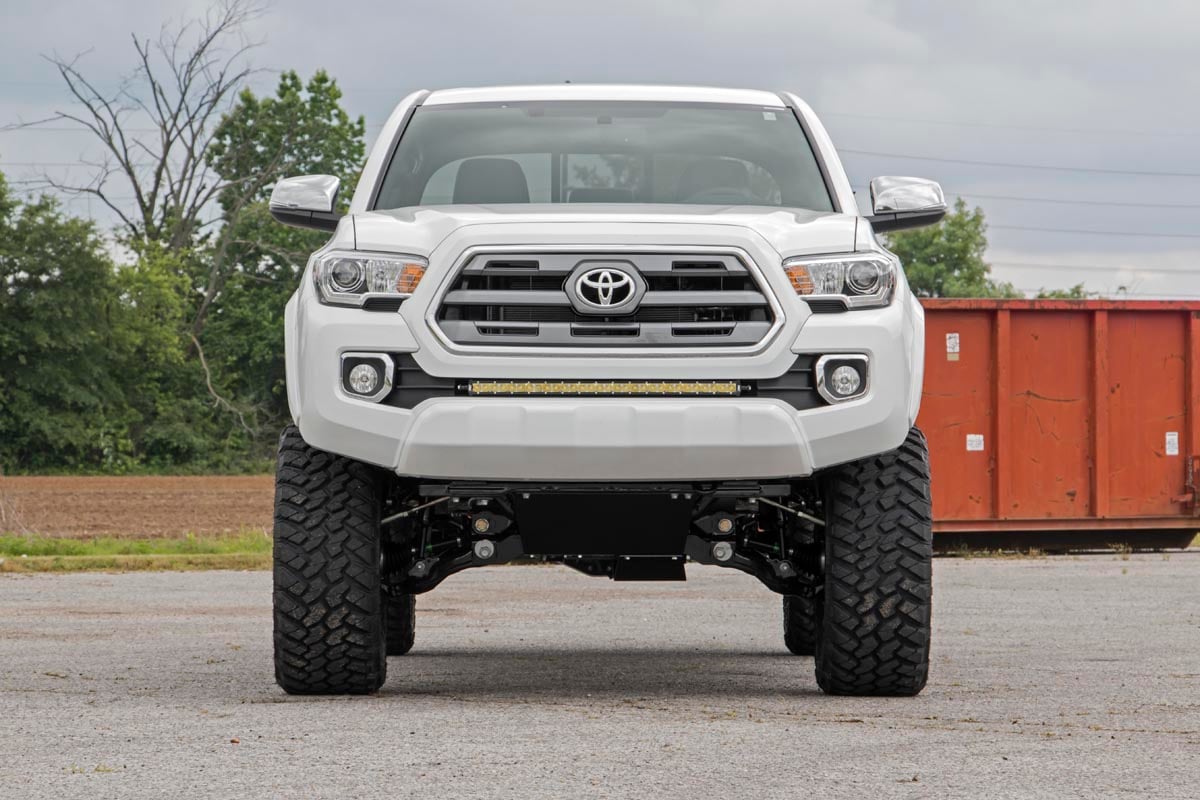 6 Inch Lift Kit Toyota Tacoma 2WD/4WD (2005-2015) Rough Country