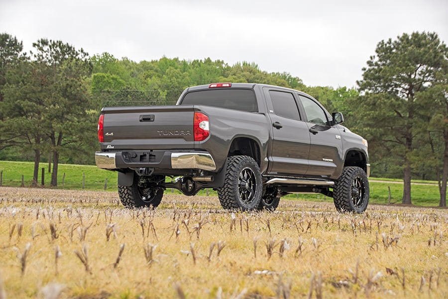 6 Inch Lift Kit Vertex Toyota Tundra 4WD (2007-2015) Rough Country