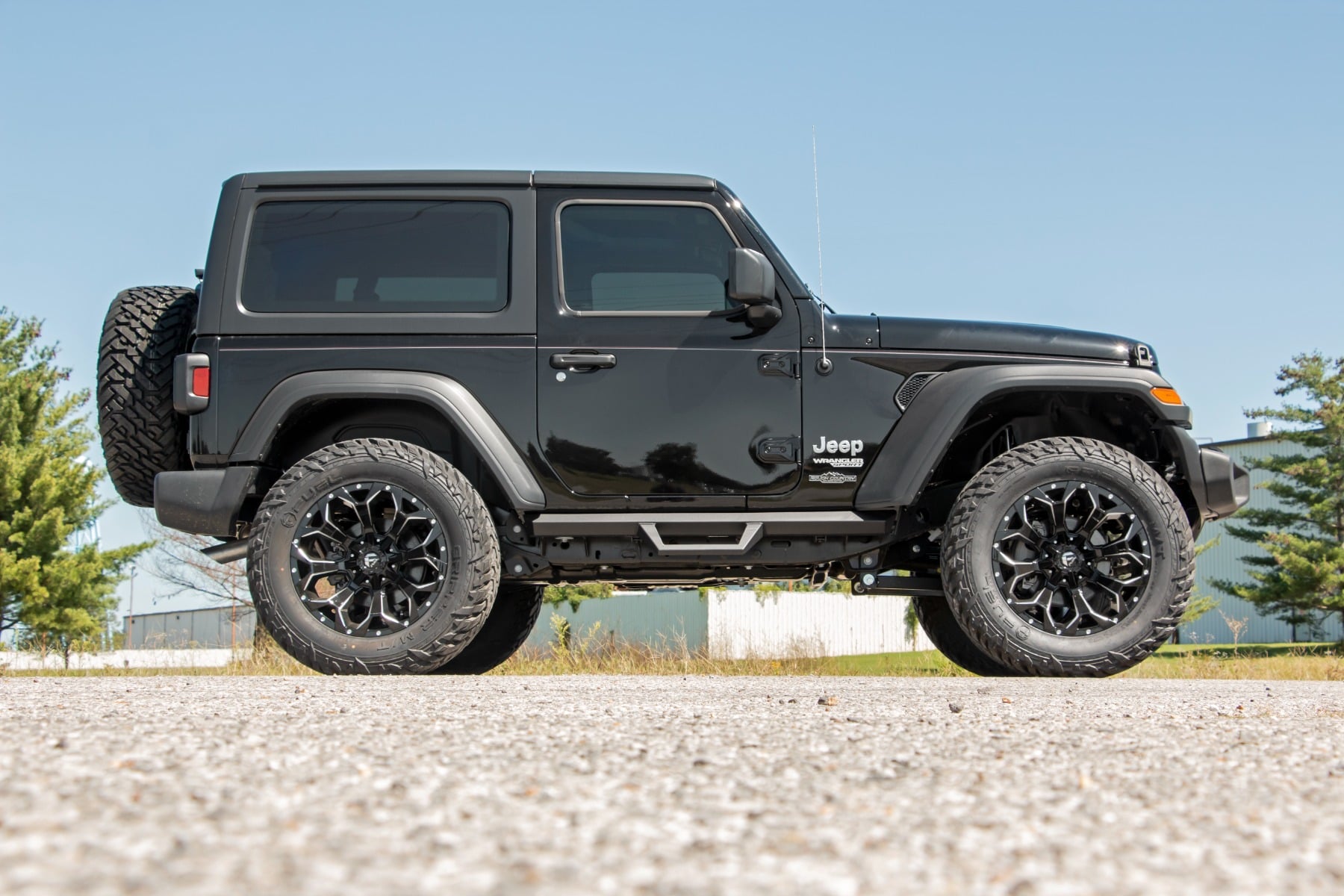 2.5 Inch Lift Kit Coils M1R Jeep Wrangler JL 4WD (2024-2026) Rough Country