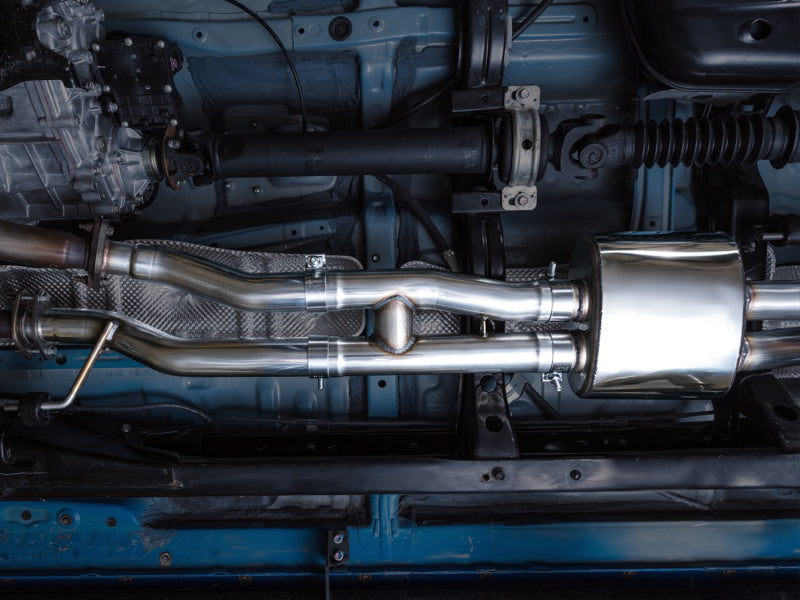 AWE Tuning 16-22 Toyota Tacoma 0FG Cat-Back Exhaust w/ BashGuard - Dual Diamond Black Tips
