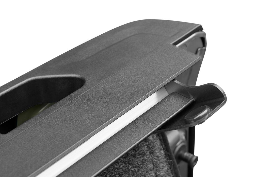 Revolver X4s Hard Rolling Truck Bed Cover 2014-2018 (2019 Legacy/Limited) Silverado/Sierra 1500/2015-2019 2500 HD/3500 HD BAK