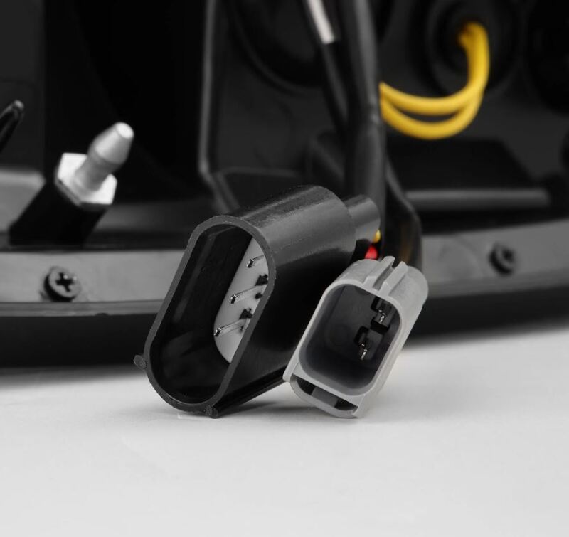 AlphaRex LUXX-Series LED tail light connectors for 97-03 Ford F150 and 99-16 Ford F250/F350/F450/F550 models.