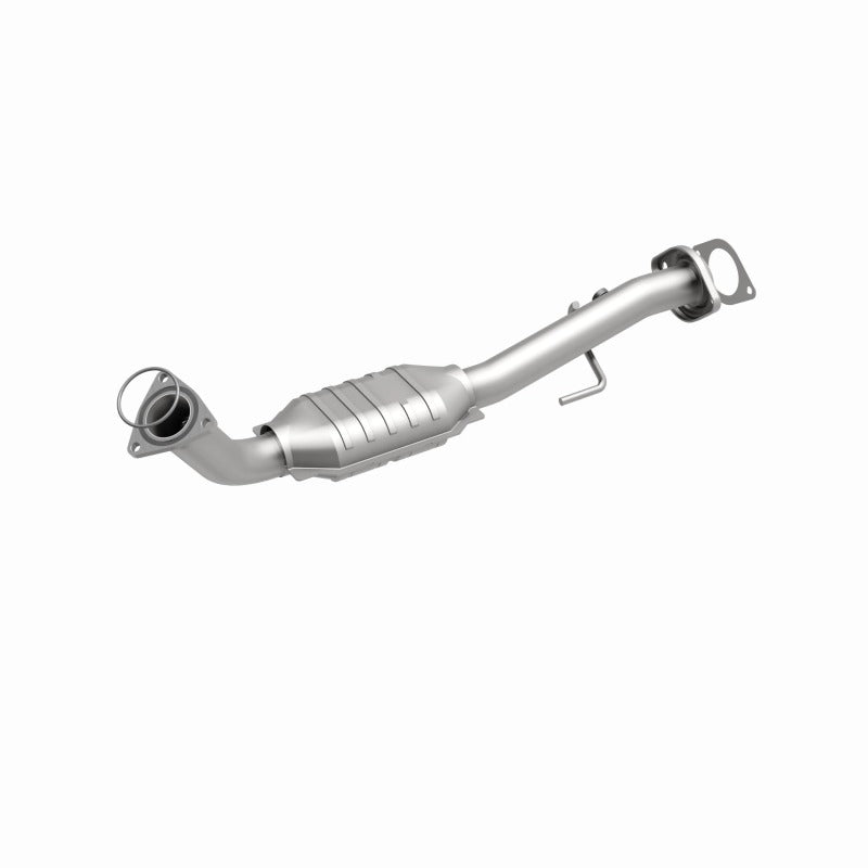 MagnaFlow Direct Fit Catalytic Conv 02-06 Cadillac Escalade / 02-06 GM Yukon (Inc Denali) 6.0L P/S