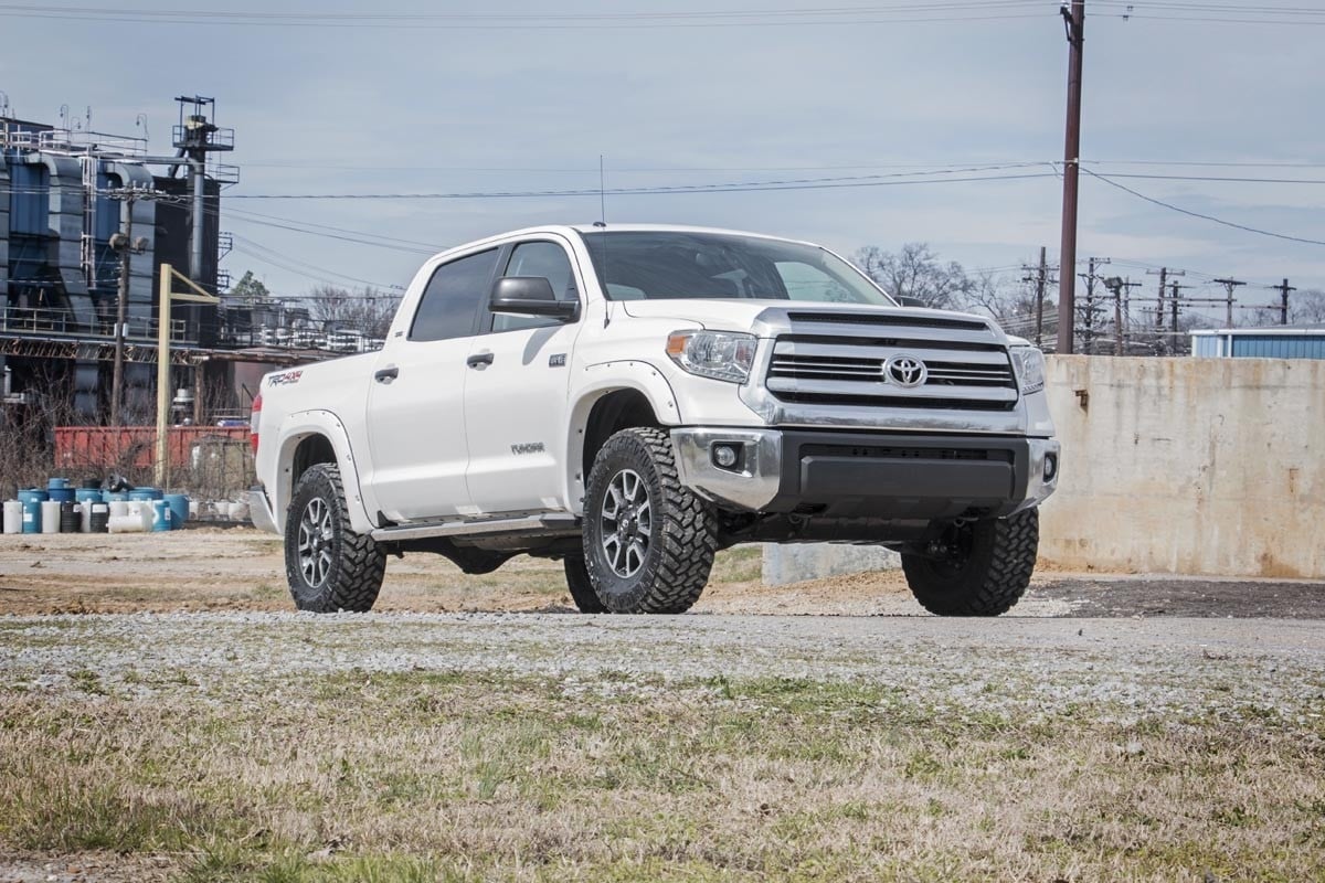 2.5-3 Inch Leveling Kit Toyota Tundra 4WD (2007-2021) Rough Country