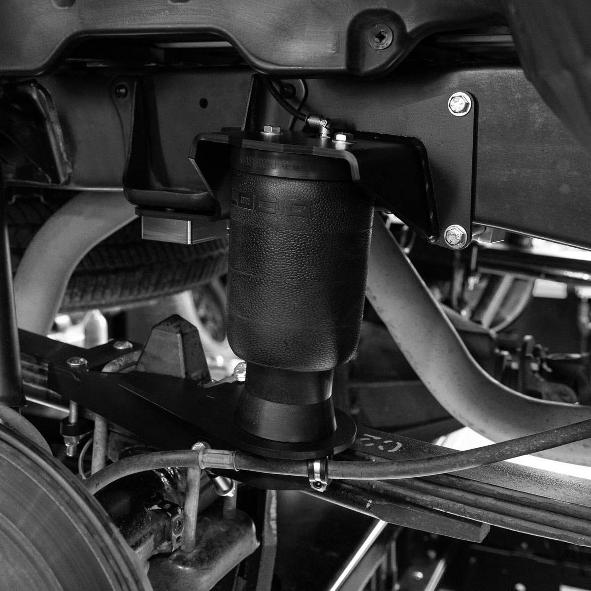 2007-2021 Toyota Tundra Air Spring Kit LogiQ Suspension