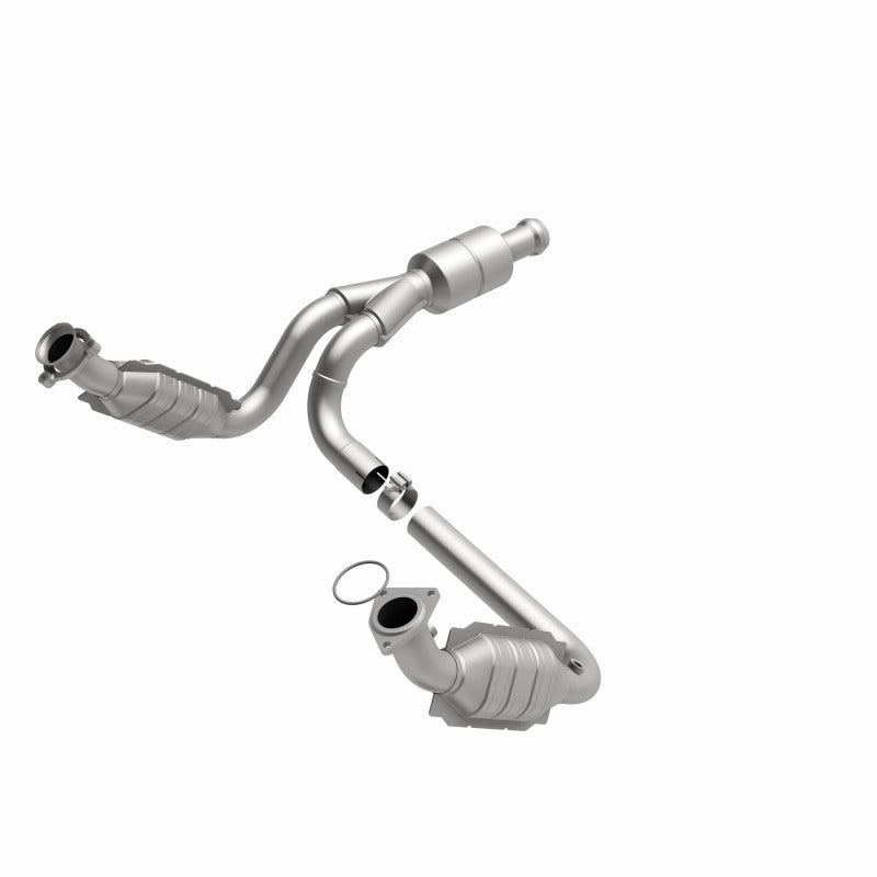 MagnaFlow Direct Fit Catalytic Converter 10-13 GMC Sierra 1500 V6 4.3L