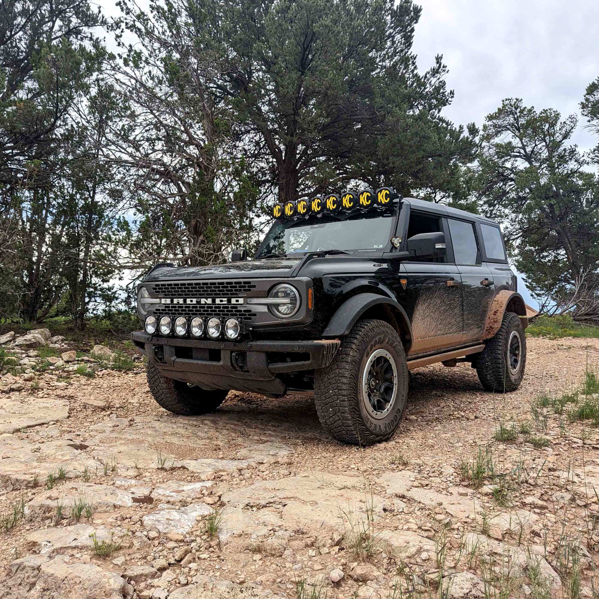 Pro6 Gravity LED 39 Inch 6 Light Bronco System KC HiLiTES