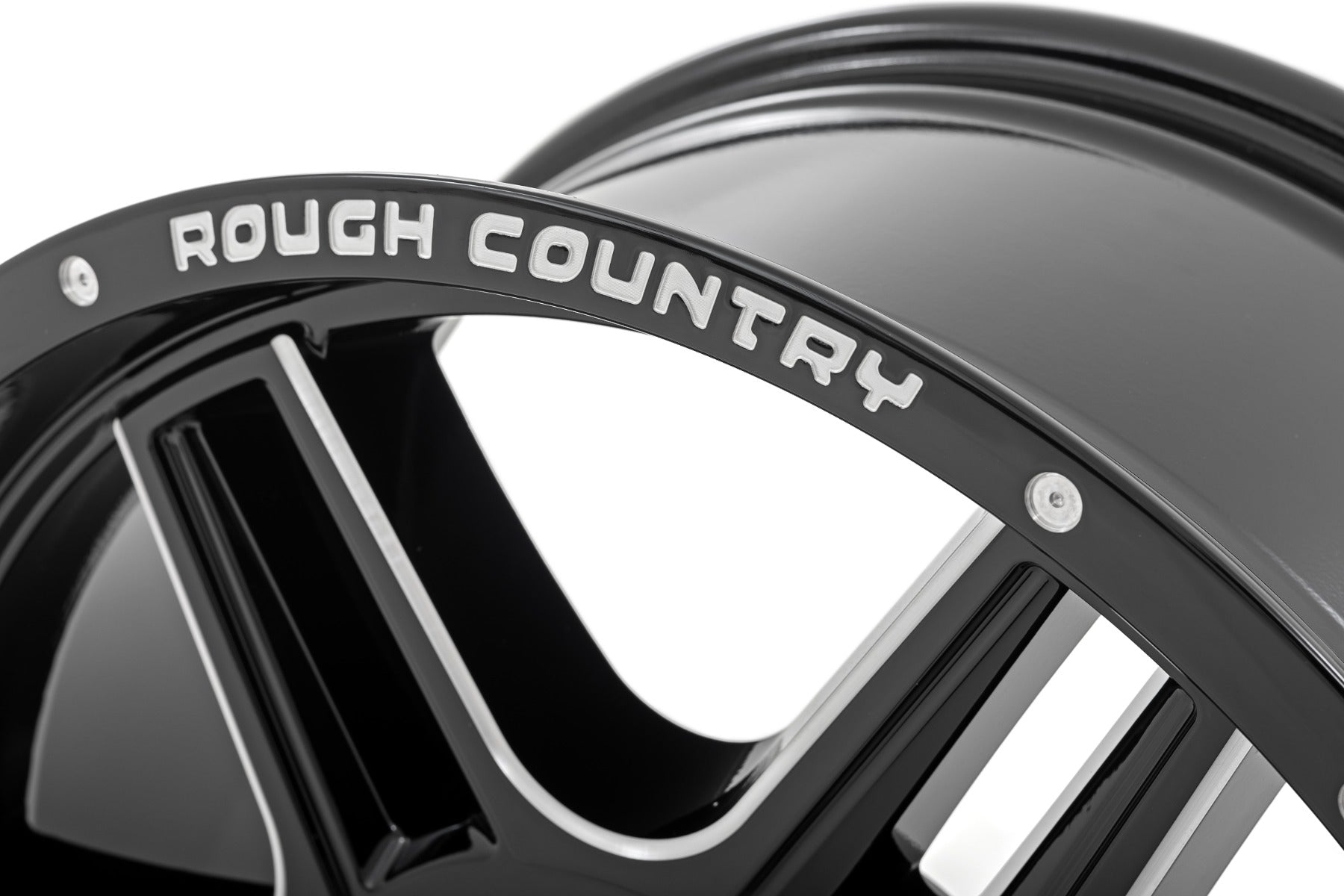 92 Series Wheel Machined One-Piece Gloss Black 18x9 Rough Country
