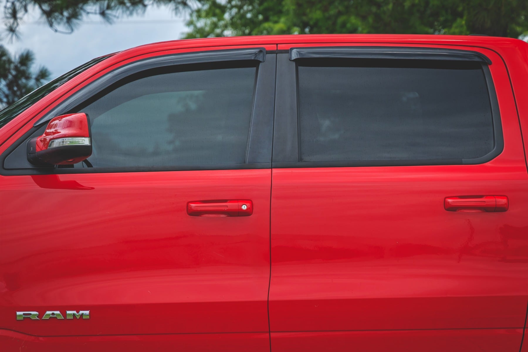 Side Window Deflectors Tape On Rain Guard Ram 1500 (19-26)/1500 TRX (21-24) Rough Country