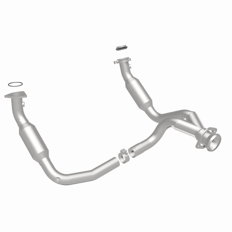 MagnaFlow Direct Fit Catalytic Converter 2007-2008 Cadillac Escalade 6.2L