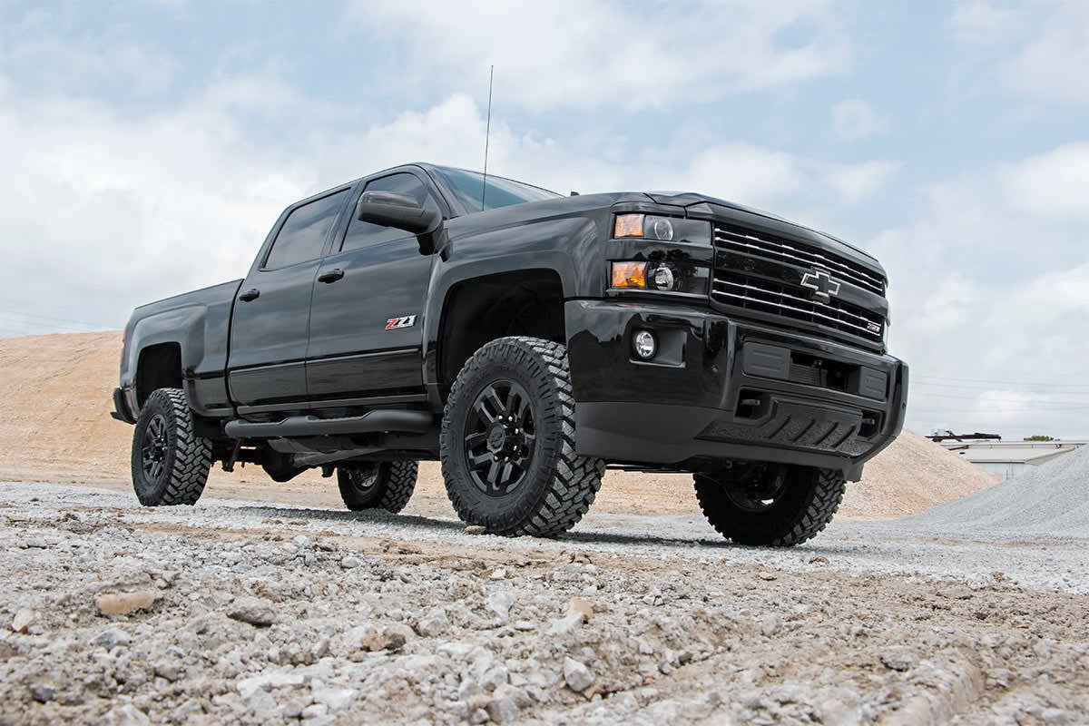 3.5 Inch Lift Kit w/ Overloads Red Silverado/Sierra 2500HD/3500HD (11-19) Rough Country