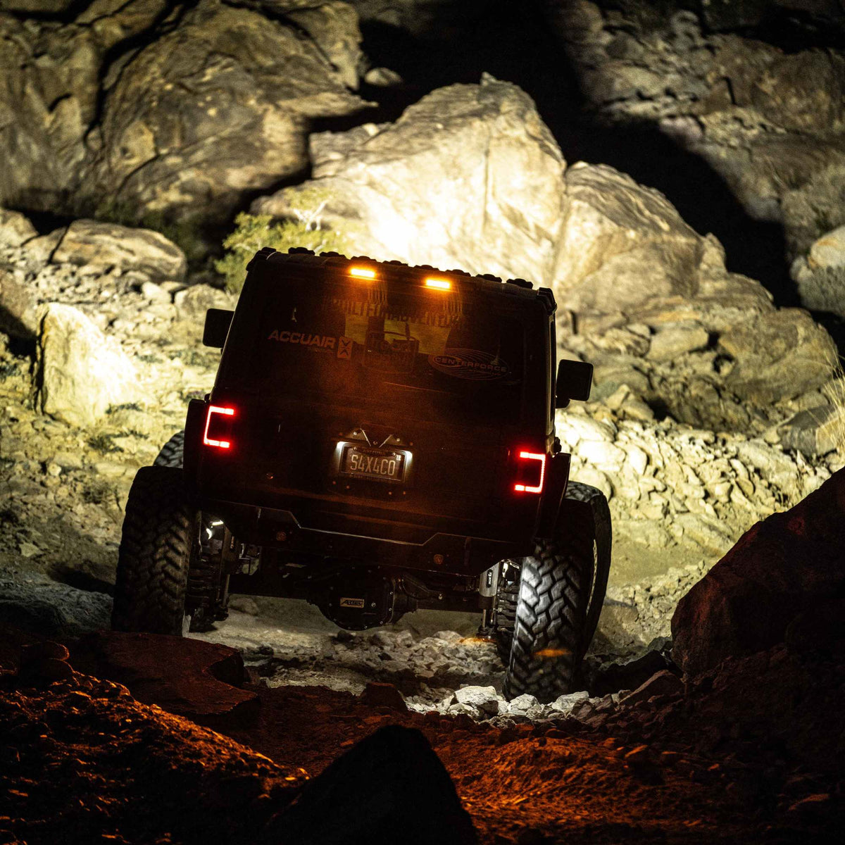 28 Inch Rear-Facing Chase LED Light Bar with Integrated Lighting Functions and Wire Lead For Jeep Wrangler JL/JlU KC HiLiTES