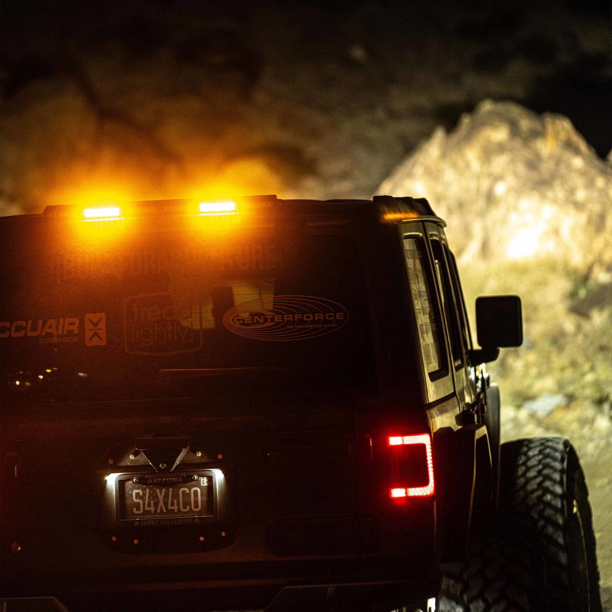 28 Inch Rear-Facing Chase LED Light Bar with Integrated Lighting Functions and Wire Lead For Jeep Wrangler JL/JlU KC HiLiTES