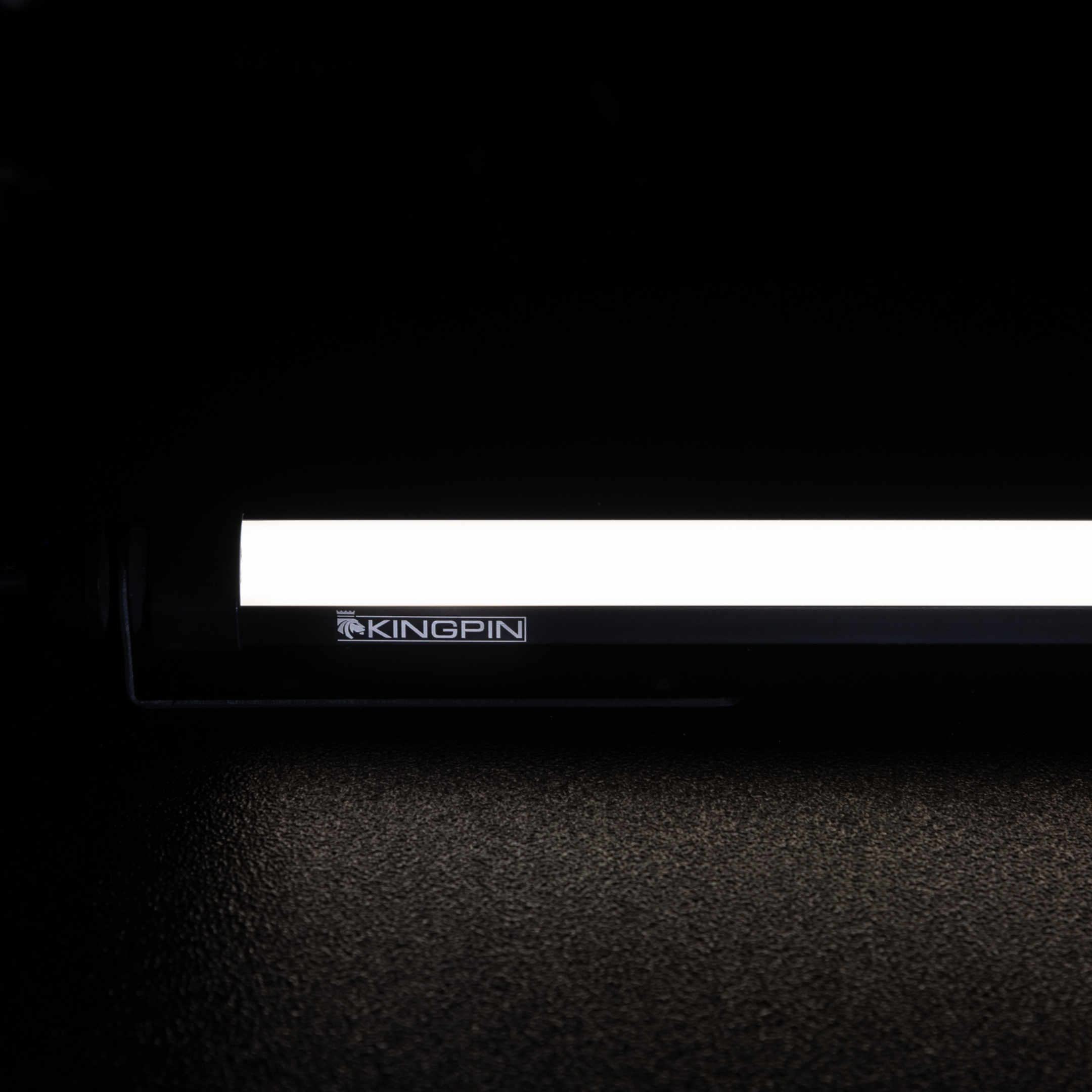 V Series 40" Light