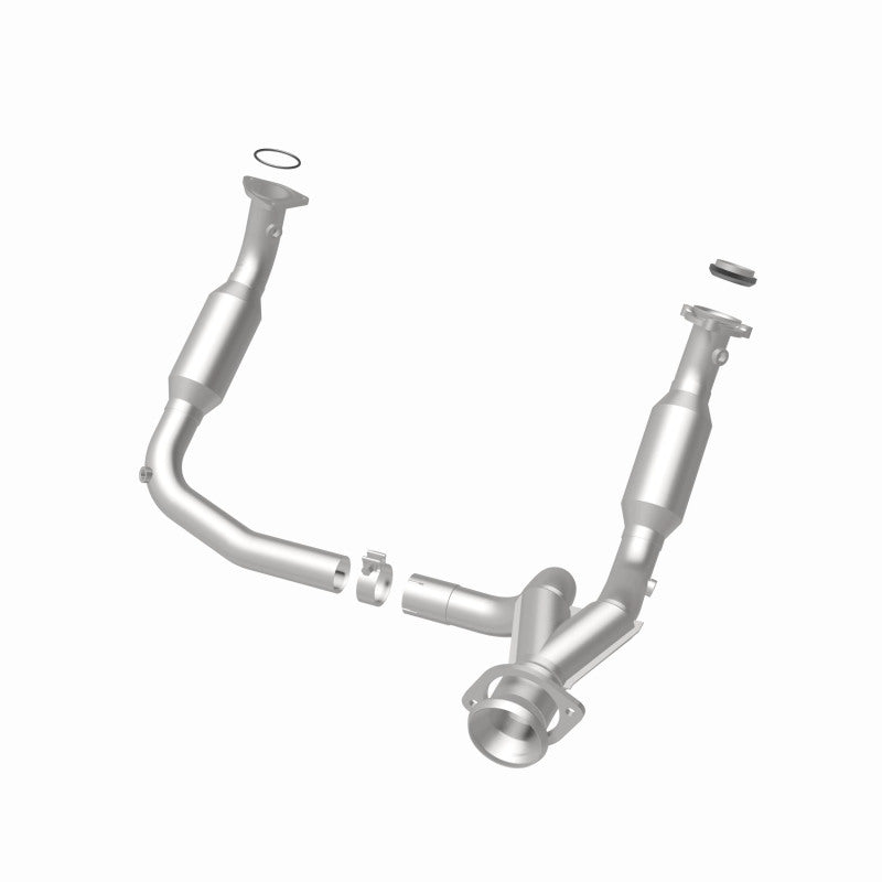 MagnaFlow Direct Fit Catalytic Converter 2007-2008 Cadillac Escalade 6.2L