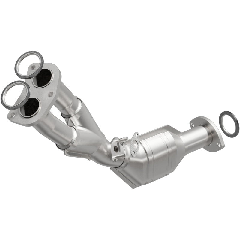 MagnaFlow Direct Fit Catalytic Converter 01-04 Toyota Tacoma 2.7L