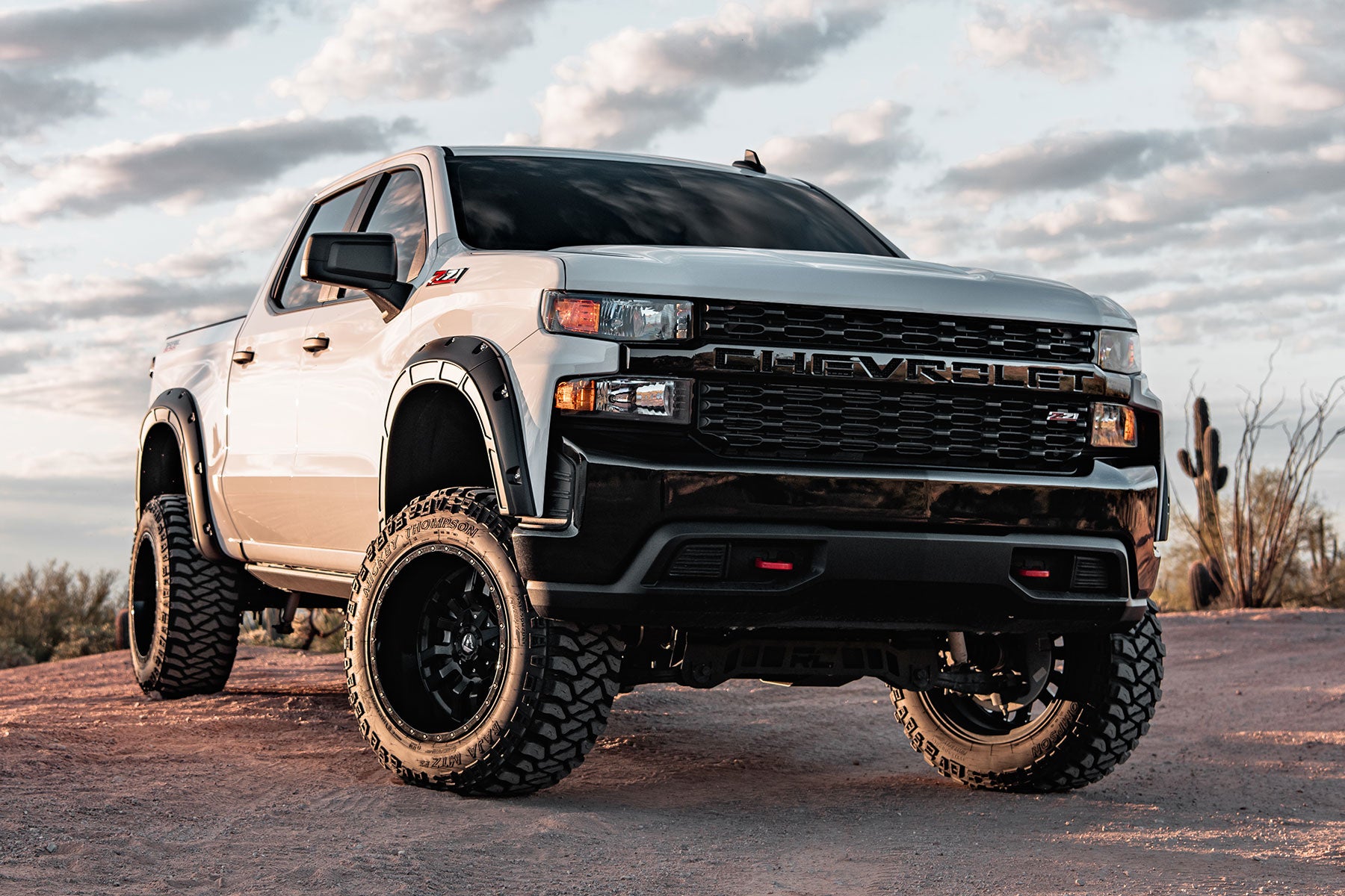 Defender Pocket Fender Flares Gloss Black Chevy Silverado 1500 2WD/4WD (19-23) Rough Country