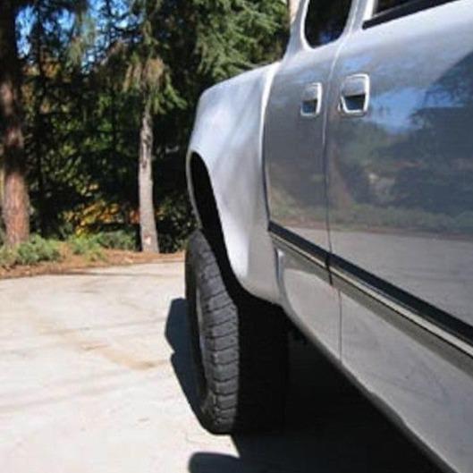 2000-2006 Toyota Tundra bedsides showcasing a sleek design and durable construction for offroad performance.