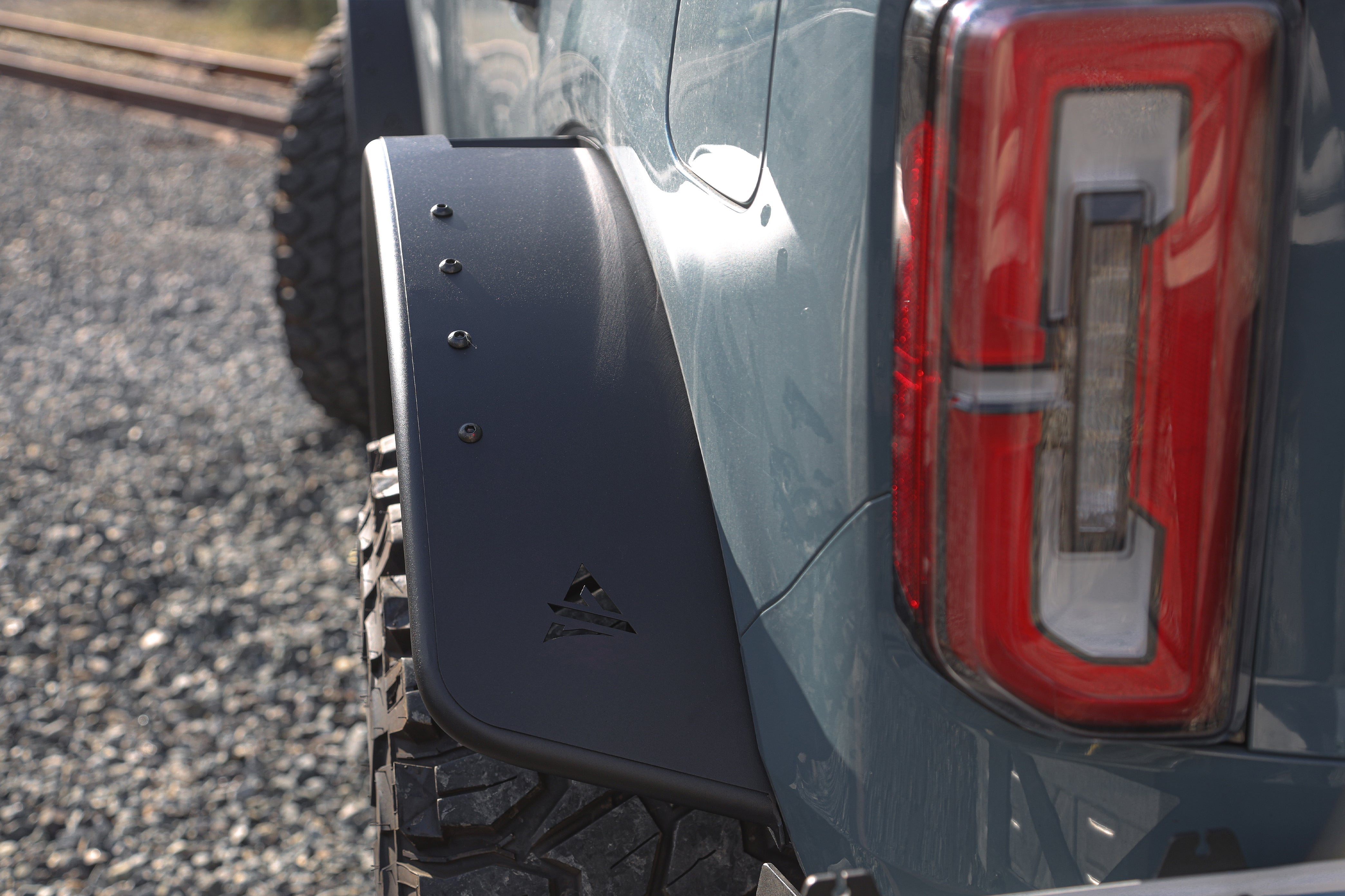 ATTFB01H102-BX-R_Attica_Rear Fender Flares_07.jpg