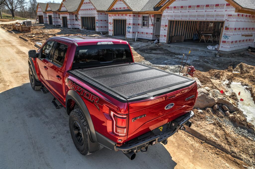 Tonneau Cover Armor Flex 2014-2018 (2019 Legacy/Limited) Chevrolet Silverado/GMC Sierra 1500/2015-2019 2500 HD/3500 HD 6 Foot 6 Inch Bed Std/Ext/Crew Cab Black Textured UnderCover