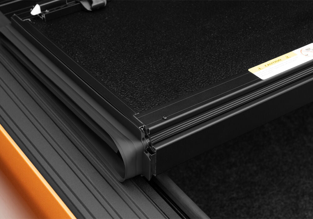 Tonneau Cover Armor Flex 2019-2023 Ford Ranger Extended Cab 6 Foot Bed Black Textured UnderCover