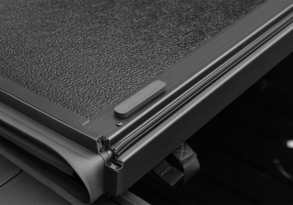 Tonneau Cover Armor Flex 2017-2026 Ford F-250/350 8 Foot 2 Inch Bed Std/Ext/Crew Black Textured UnderCover